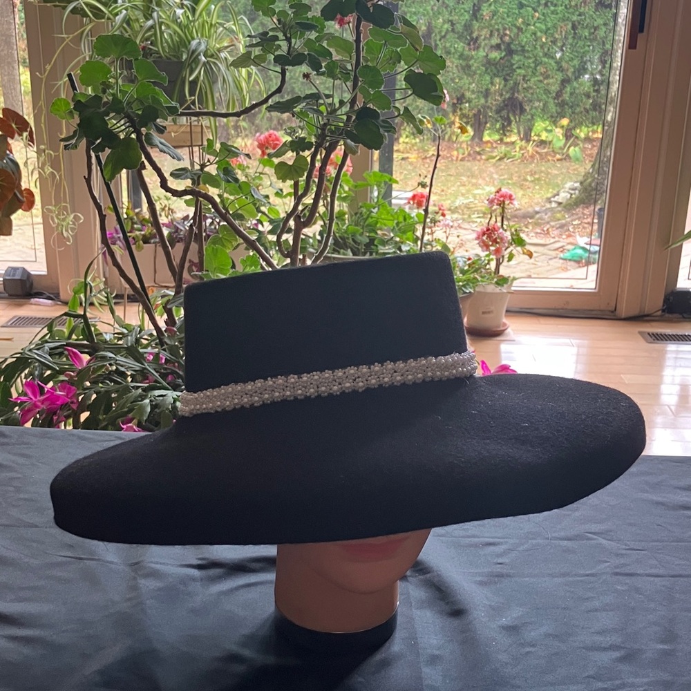 Elegant Black Hat with Pearl Floral  Detail Band